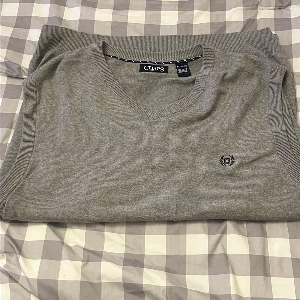 Chaps Heather Gray V-Neck Pullover